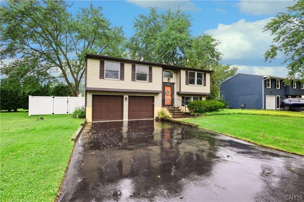 Zenith Dr, Baldwinsville, NY 13027