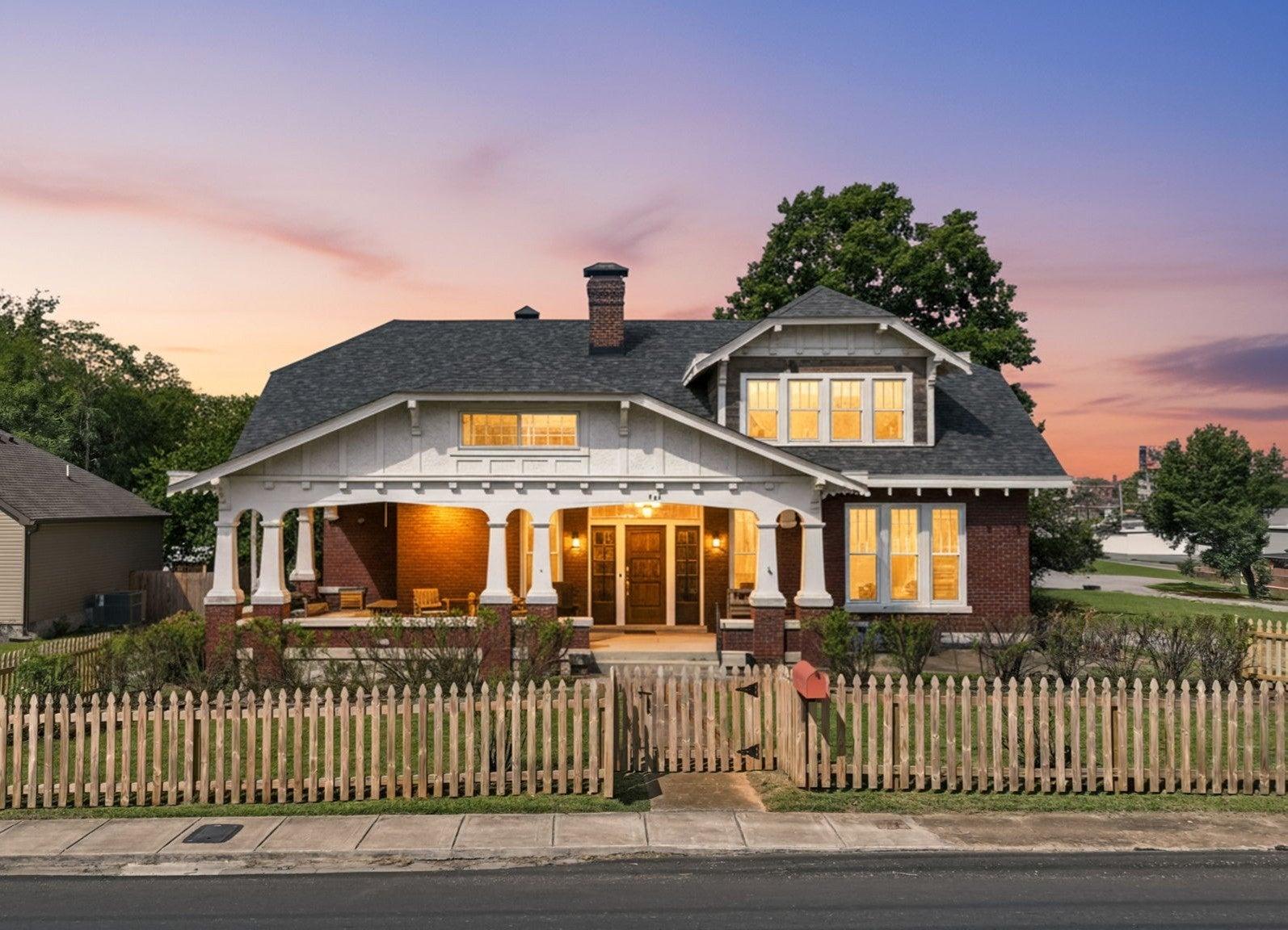 Deery St, Shelbyville, TN 37160