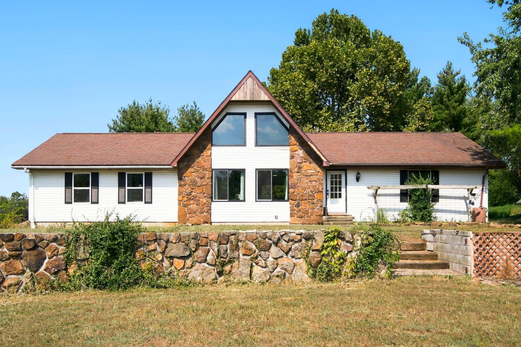 E 1480 Rd, Stockton, MO 65785