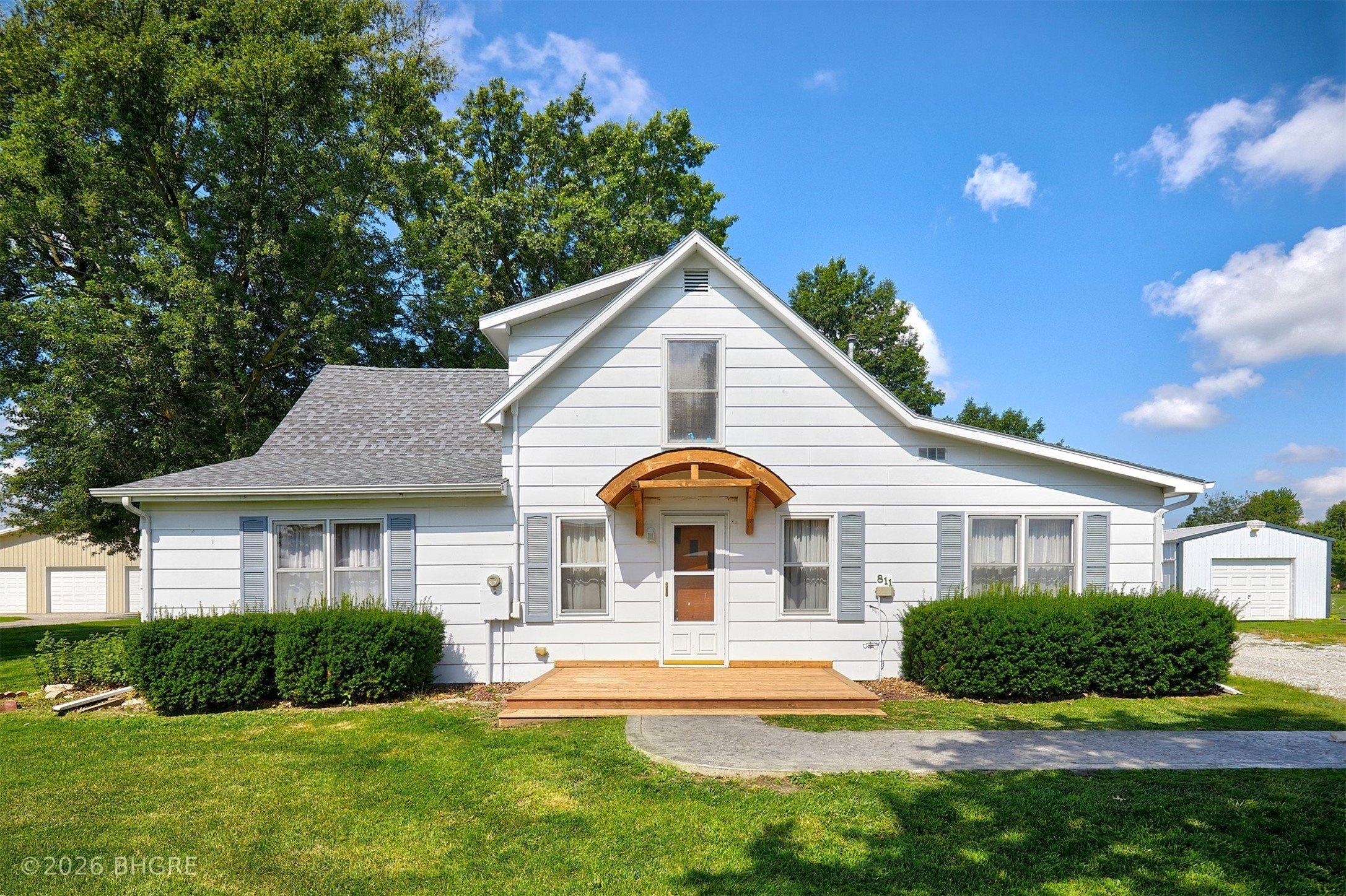 East St, New Virginia, IA 50210