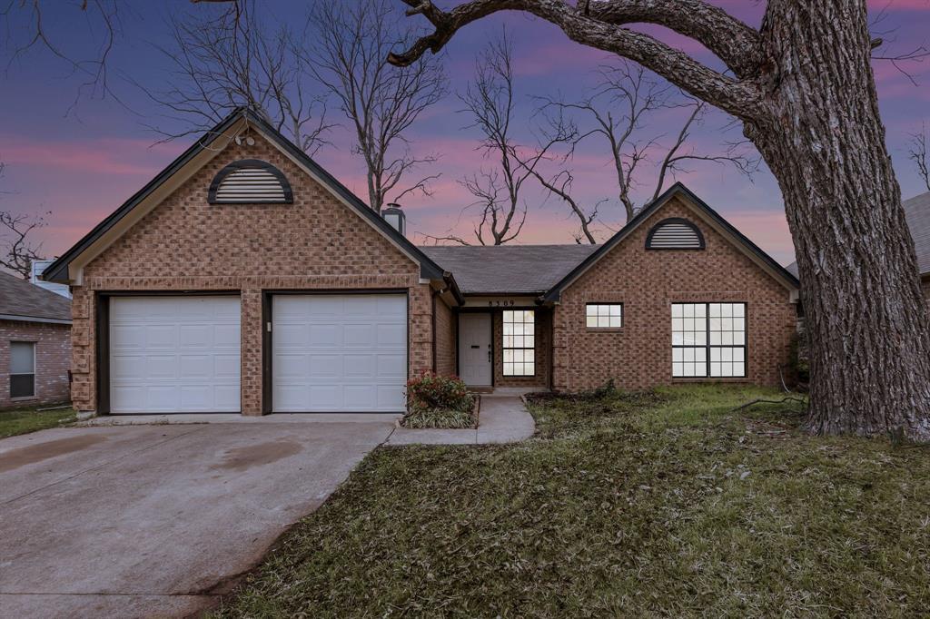 Liberty Ln, Rowlett, TX 75089