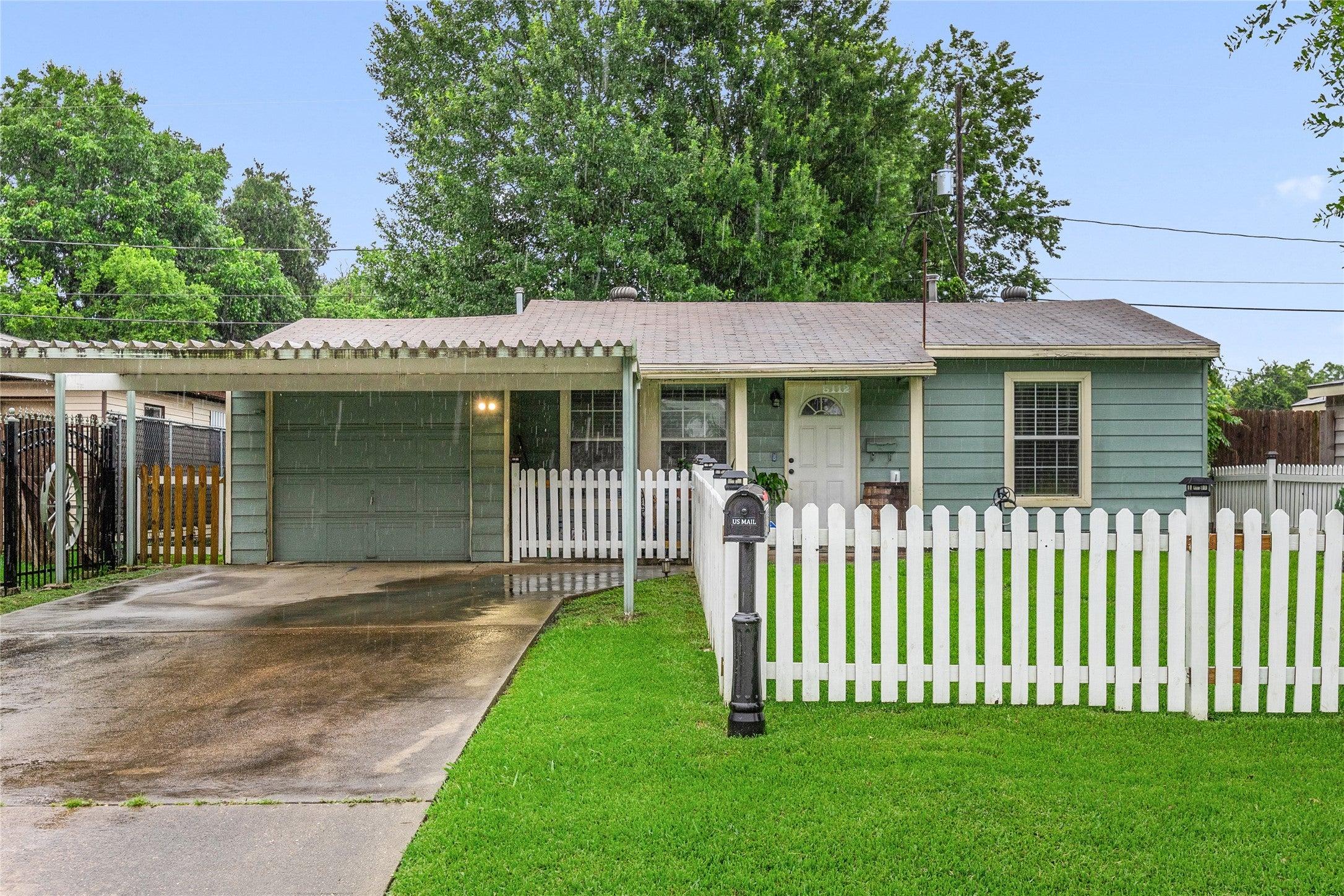 Milredge St, Houston, TX 77017