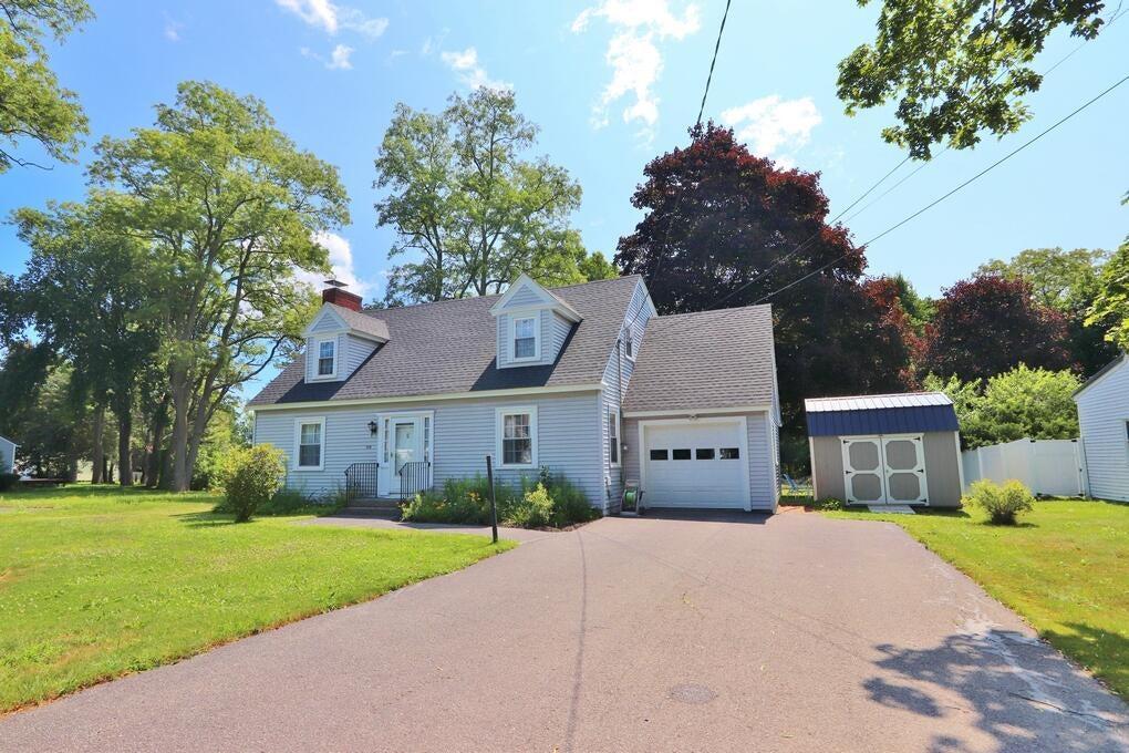 State St, Veazie, ME 04401
