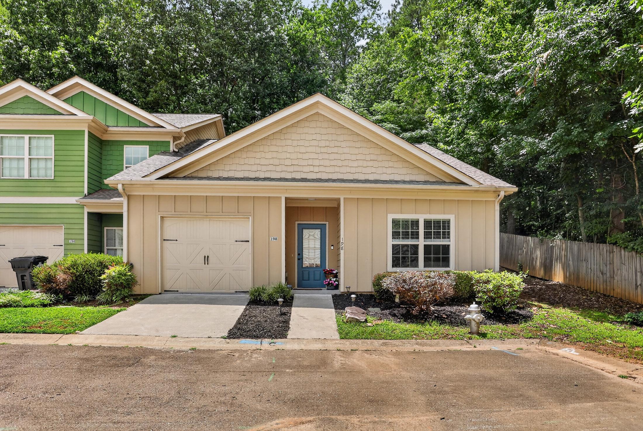 Towne Villas Dr, Jasper, GA 30143