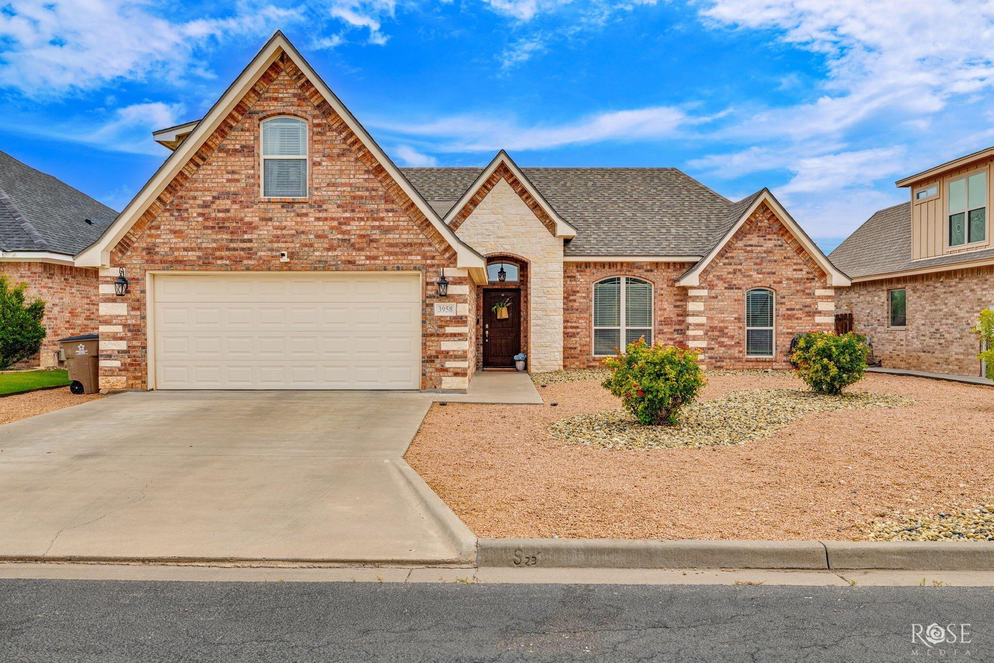 Caroline Ln, San Angelo, TX 76904
