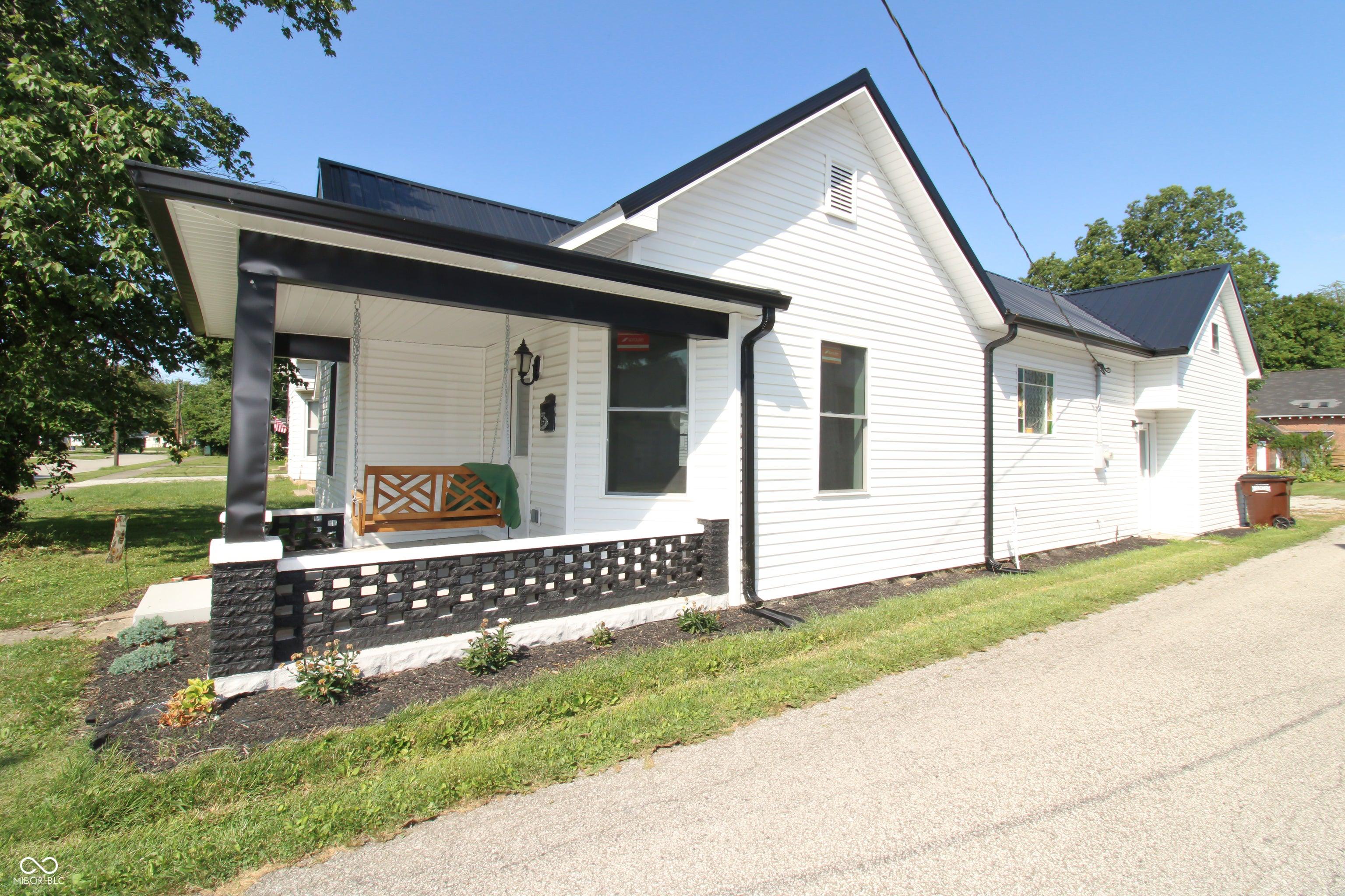 W College St, North Vernon, IN 47265
