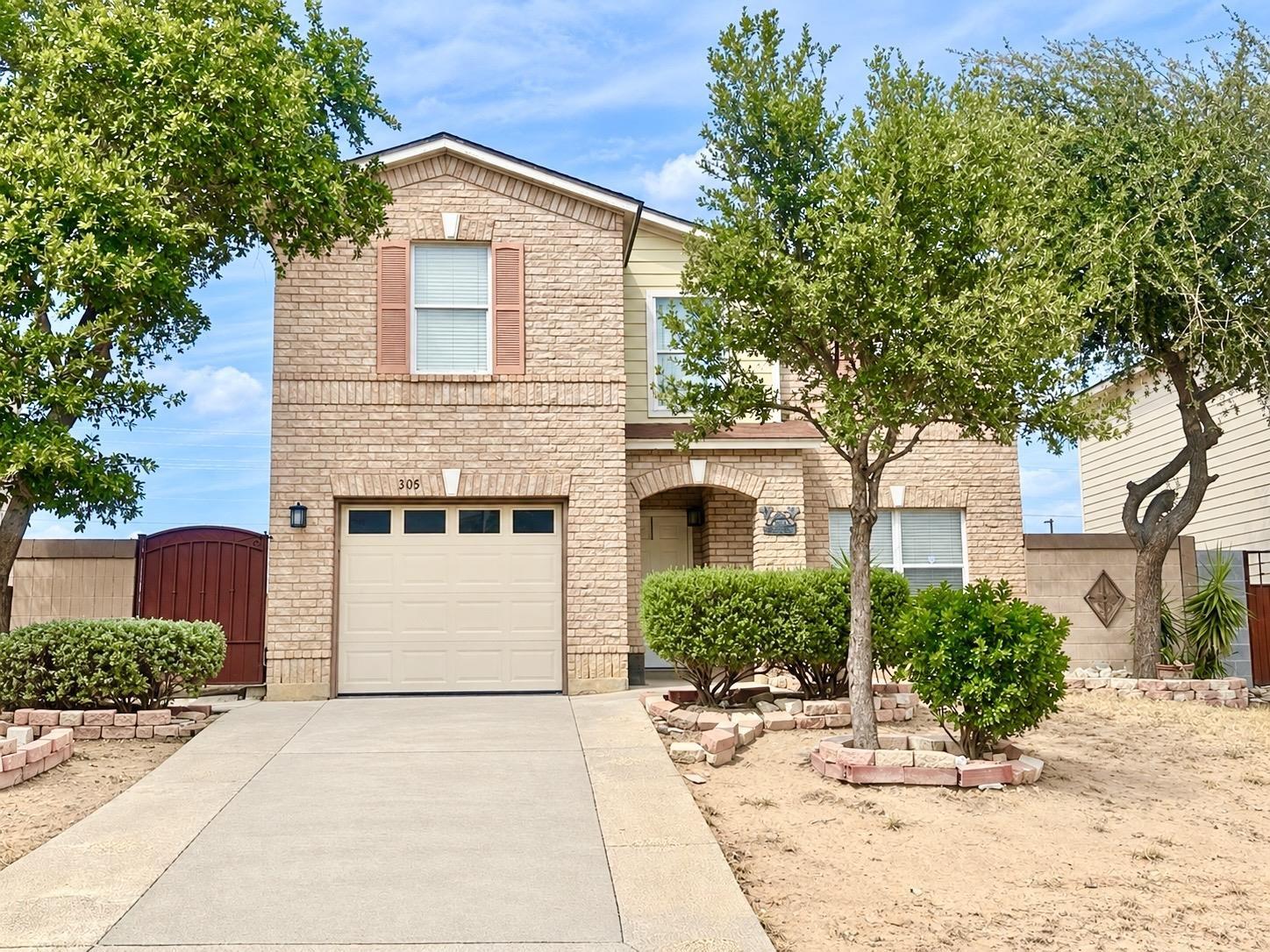 Saint Isaac Loop, Laredo, TX 78046