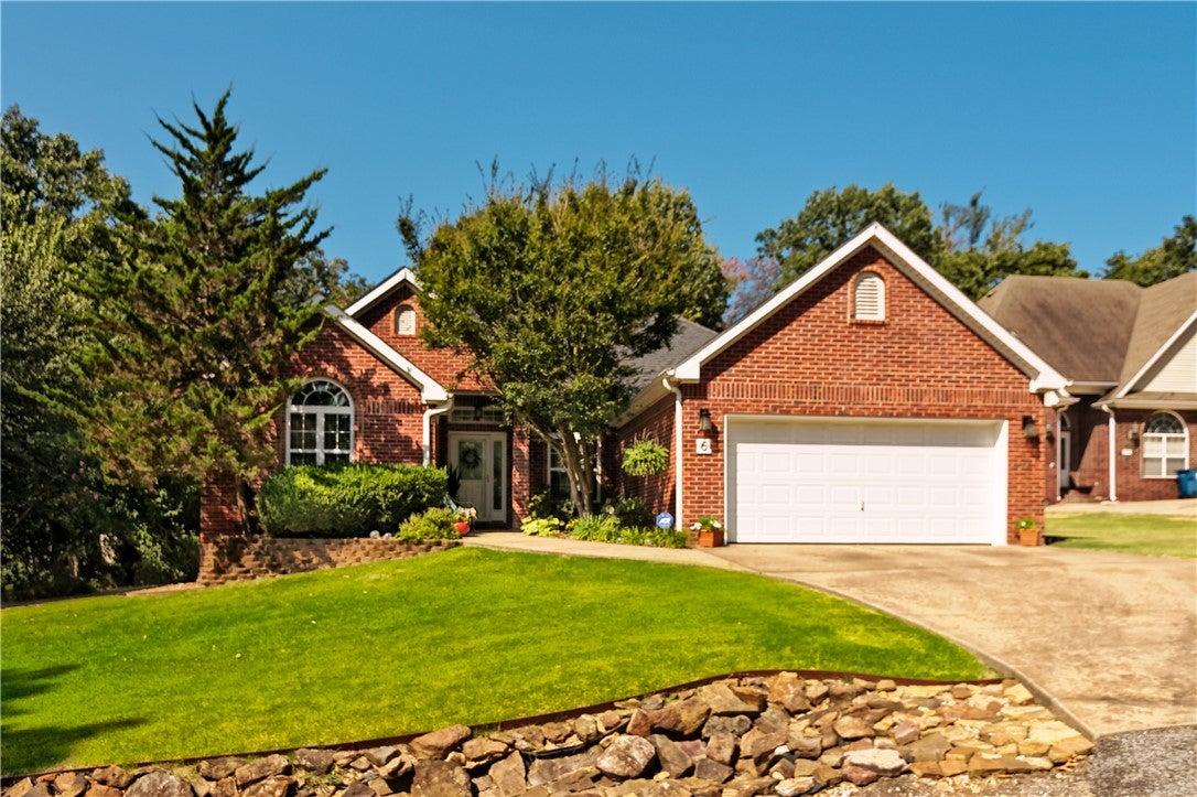 Merritt Cir, Bella Vista, AR 72714