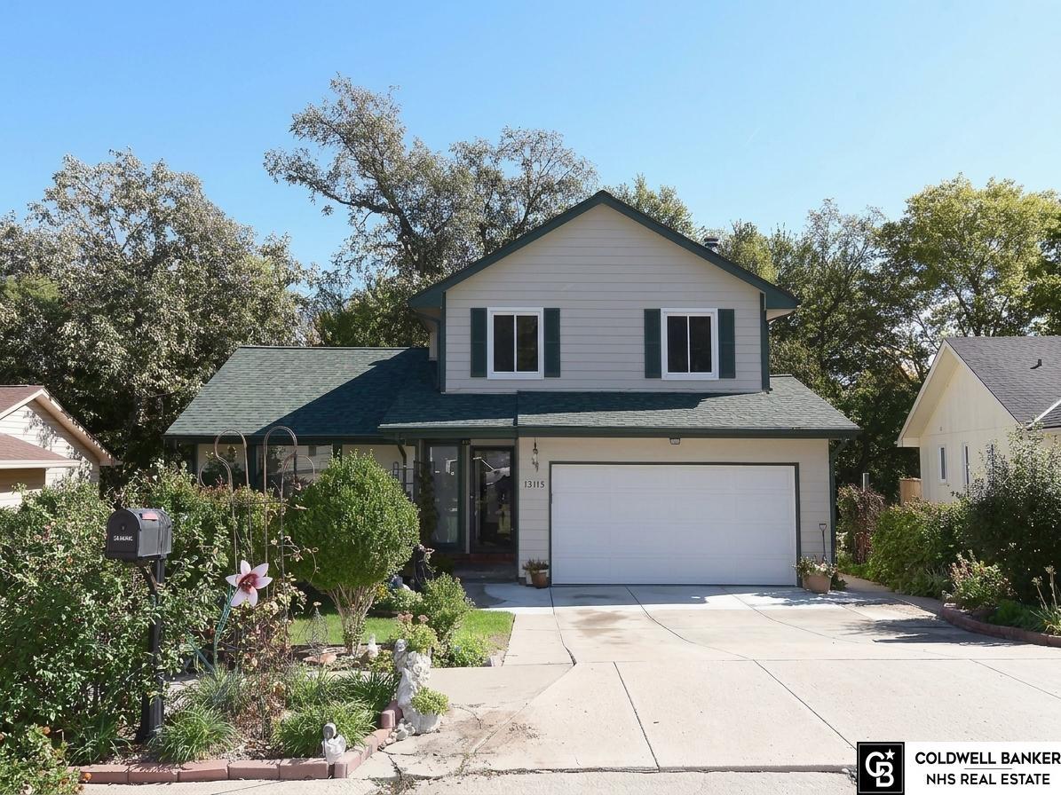 Brookside Dr, Bellevue, NE 68123