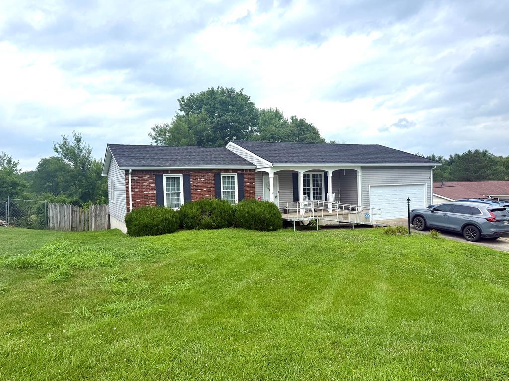 Clayburne Blvd, Chillicothe, OH 45601