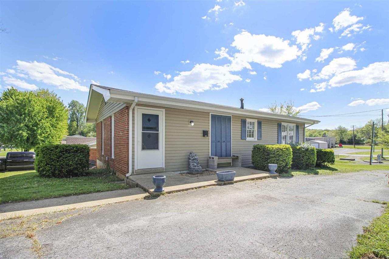 Sunrise Ave, Horse Cave, KY 42749