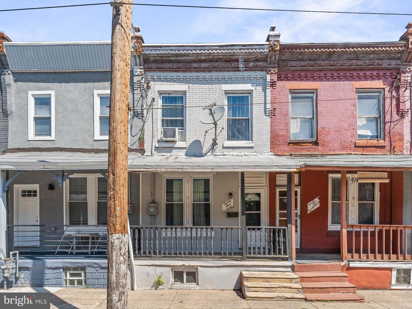W Oakdale St, Philadelphia, PA 19132
