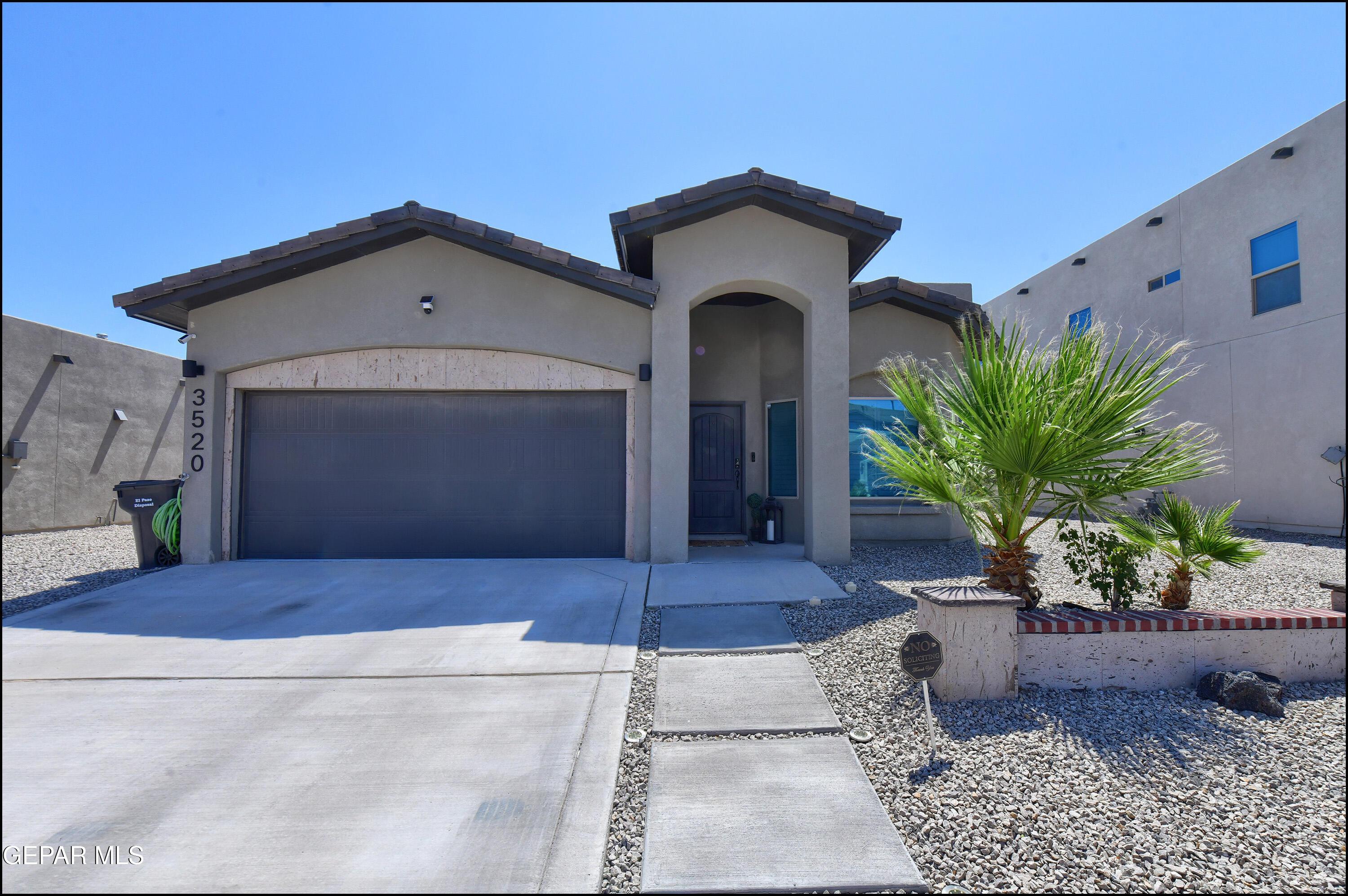 Essence St, El Paso, TX 79938