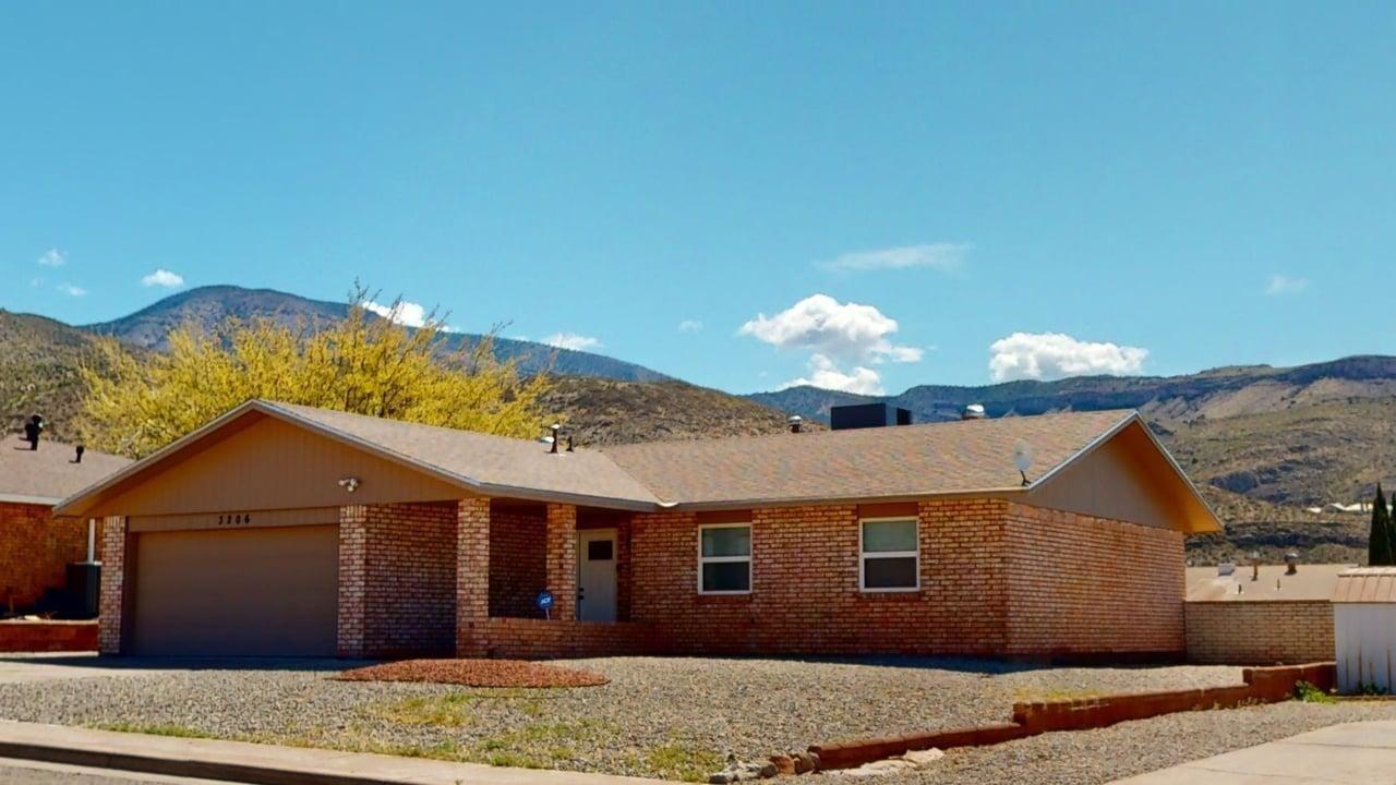 Thunder Rd, Alamogordo, NM 88310