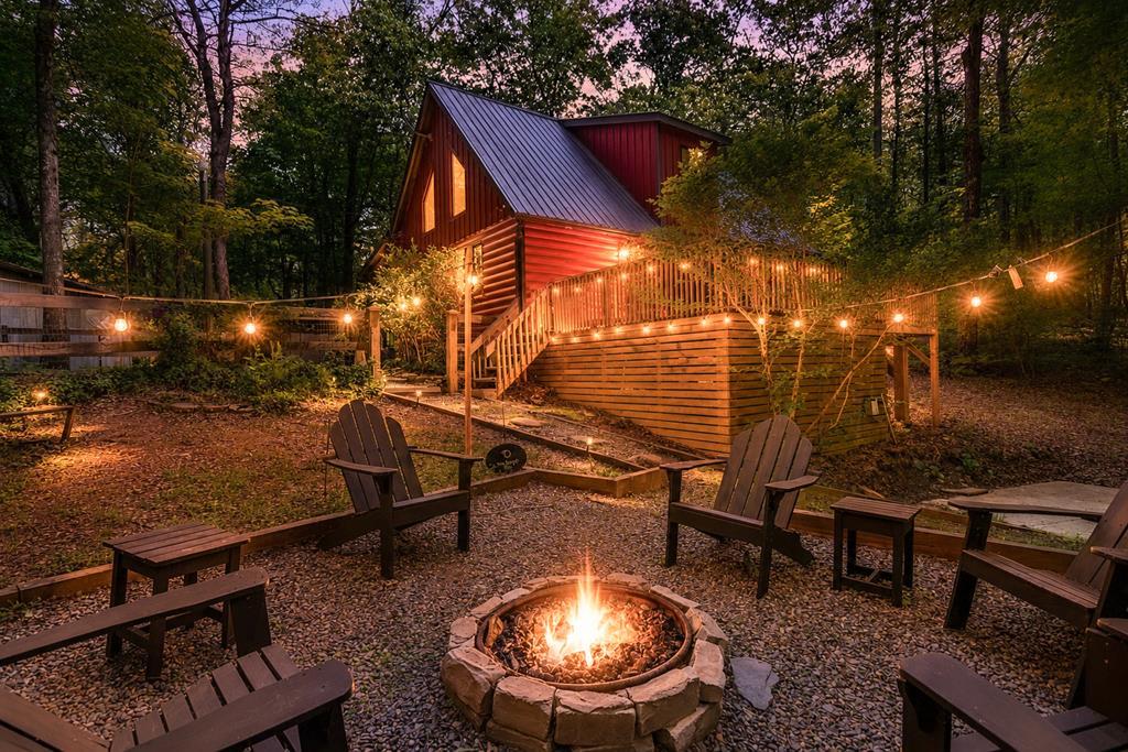 N Pine Rd, Ellijay, GA 30536