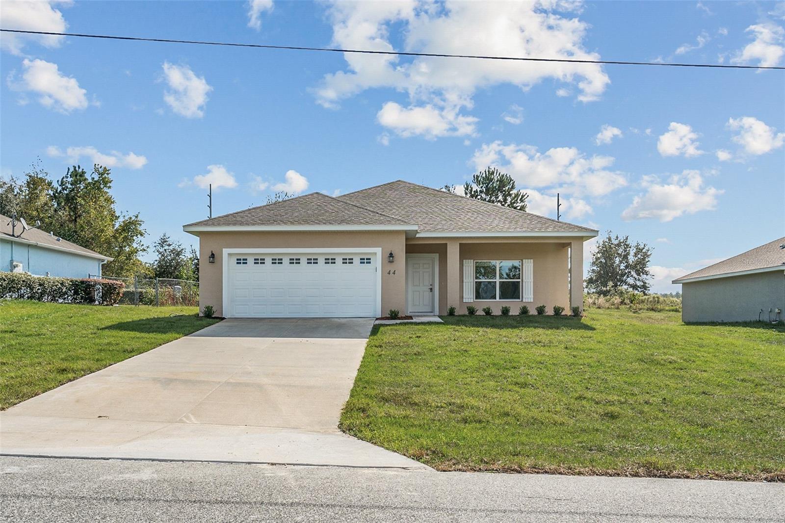 W Lynnhaven Pl, Citrus Springs, FL 34434
