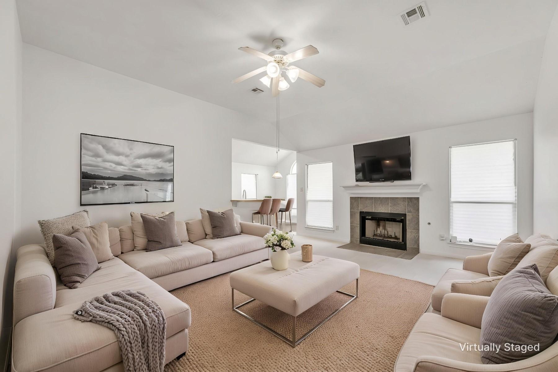 Plano Dr, College Station, TX 77845