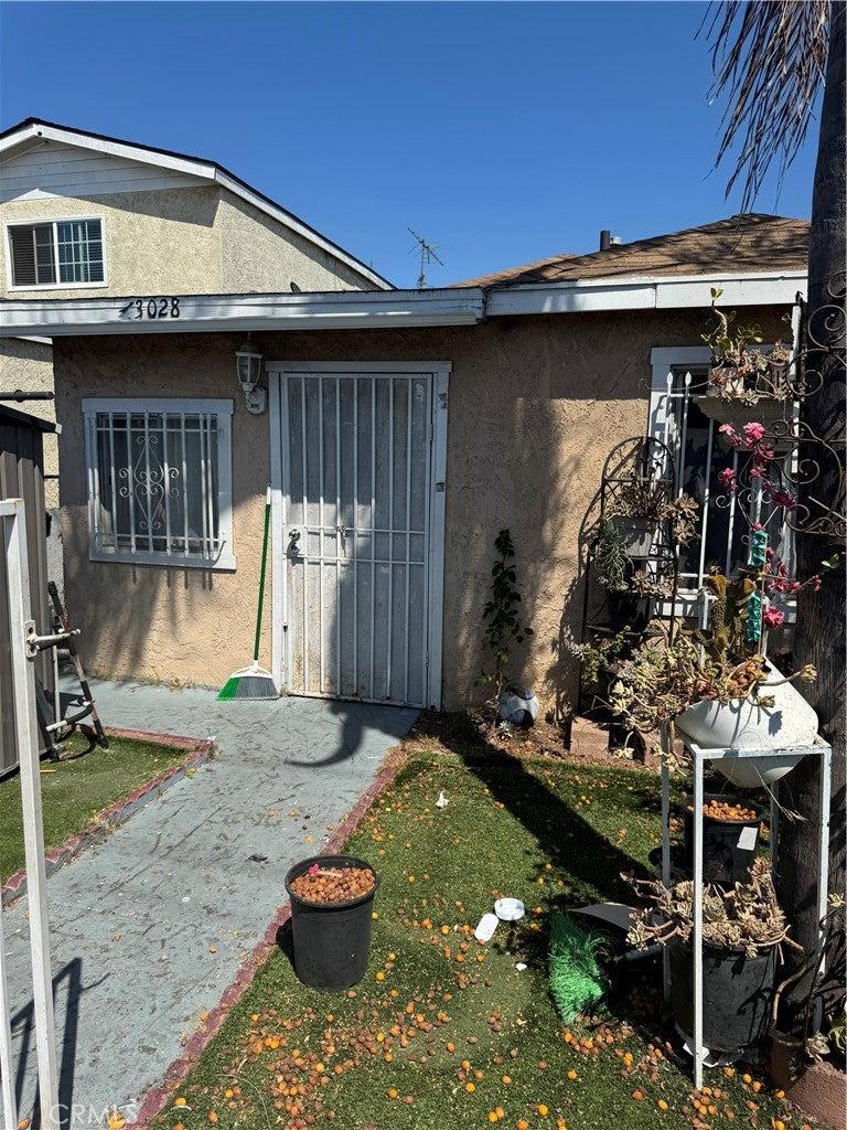 S Main St, Los Angeles, CA 90061