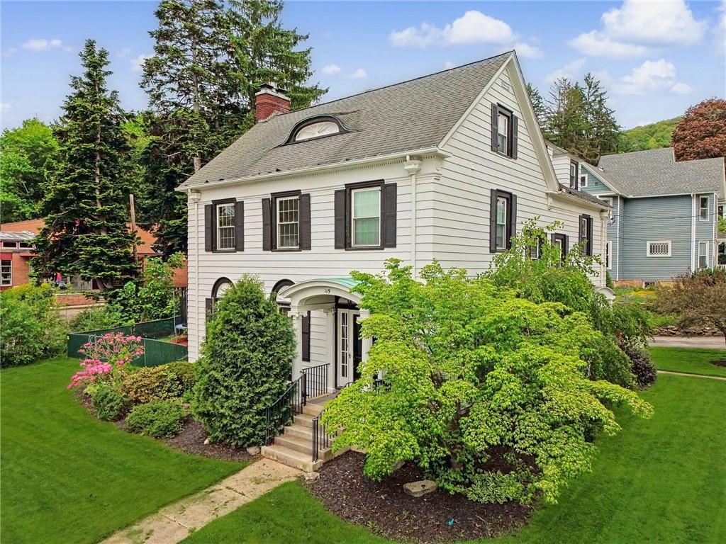 Jackson Ave, Bradford, PA 16701