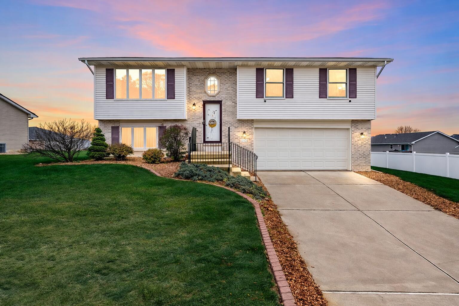 W 125th Pl, Cedar Lake, IN 46303