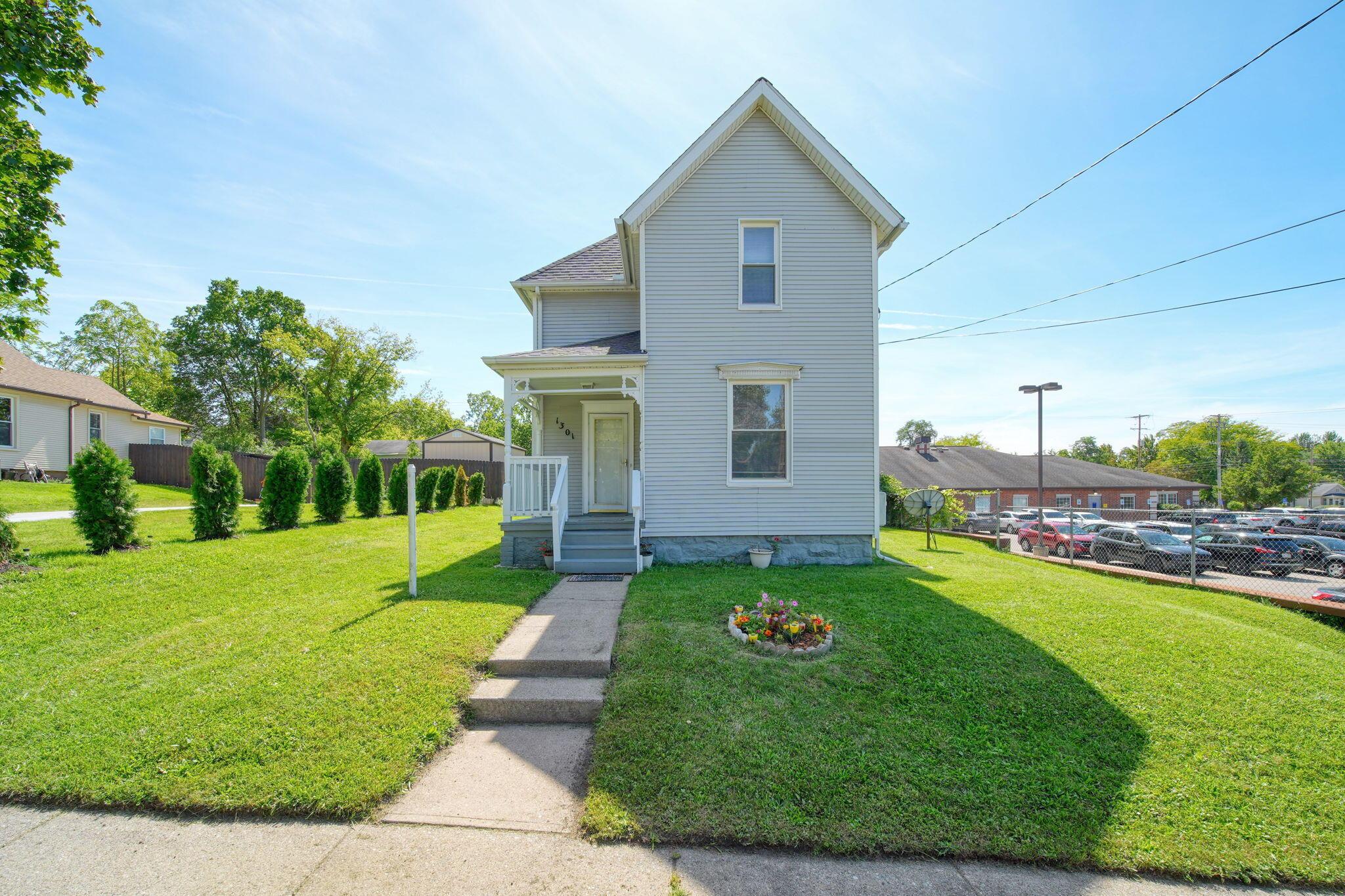 Deyo St, Jackson, MI 49201