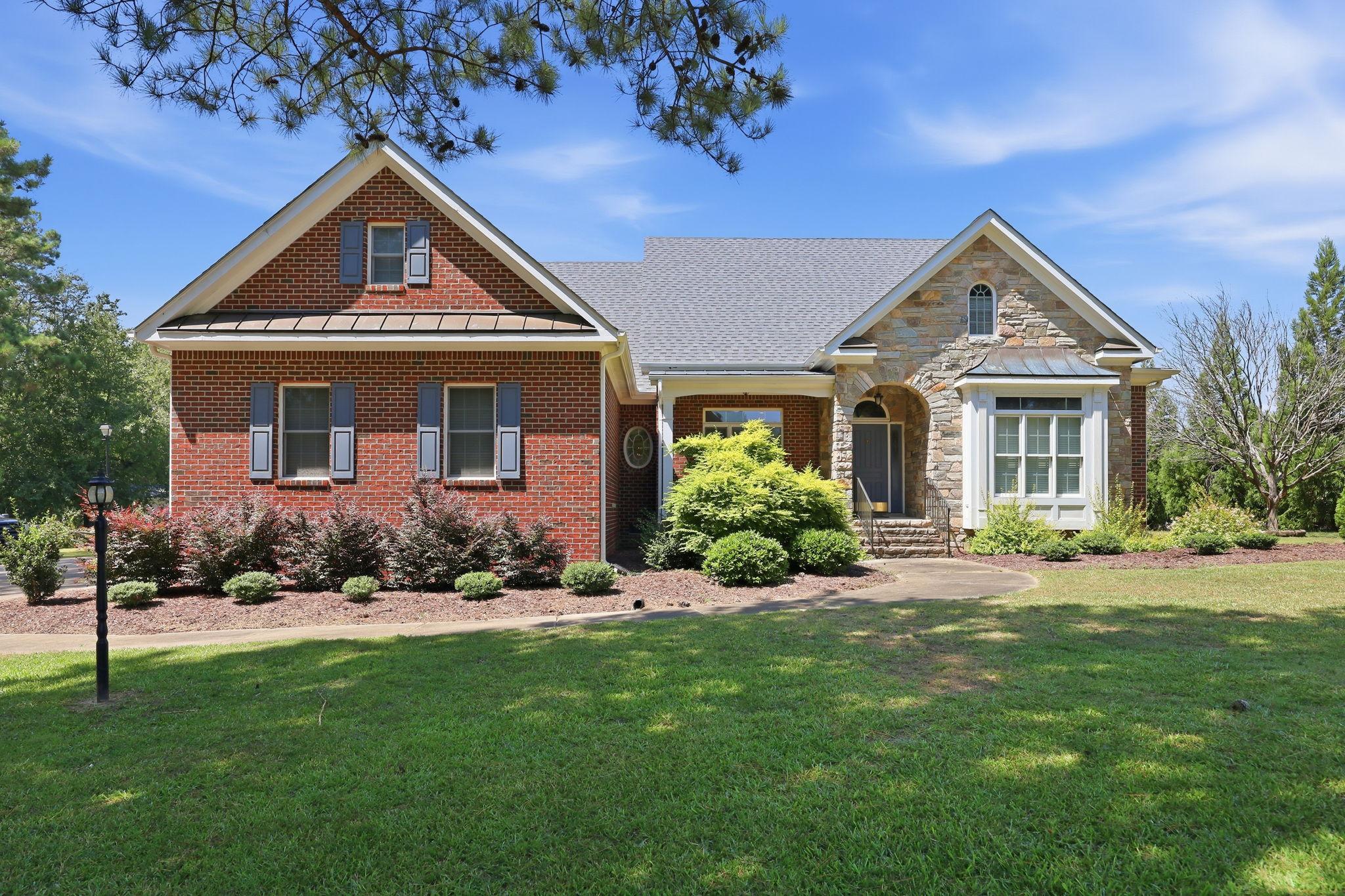 Staghound Trl, Zebulon, NC 27597