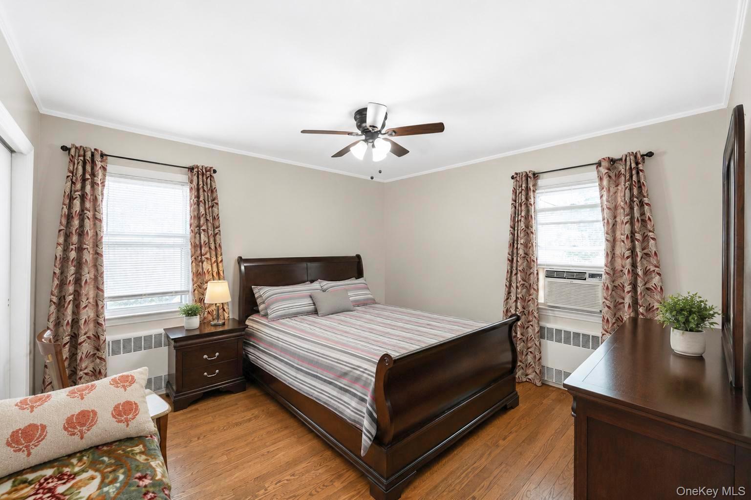 E Fenimore St, Valley Stream, NY 11580