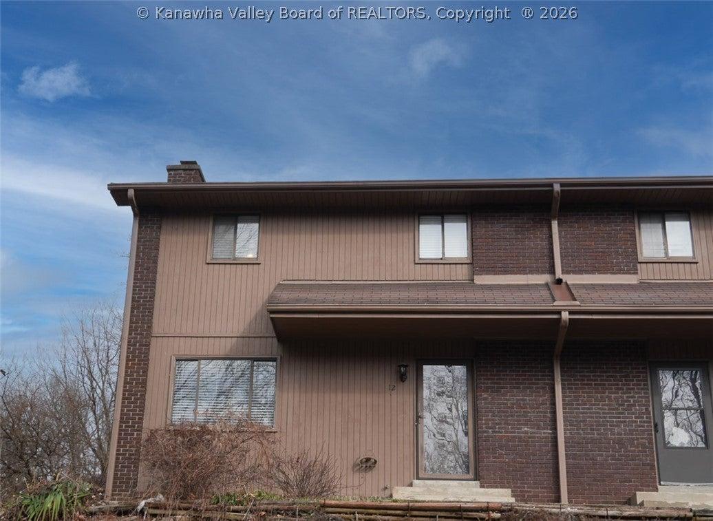 Briar Hill Rd, Charleston, WV 25314