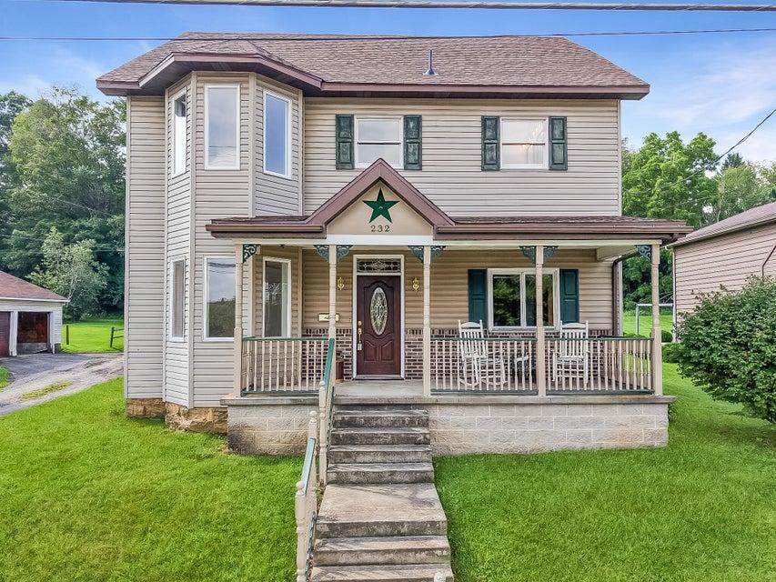Brown St, Reynoldsville, PA 15851