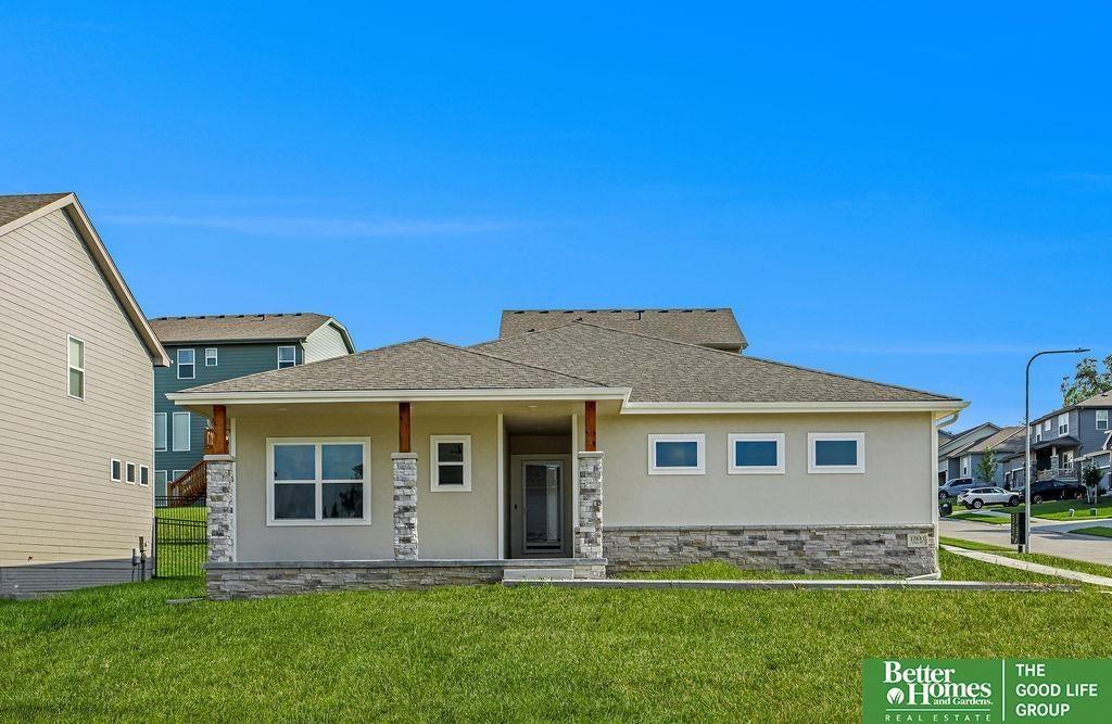 Clay St, Bennington, NE 68007