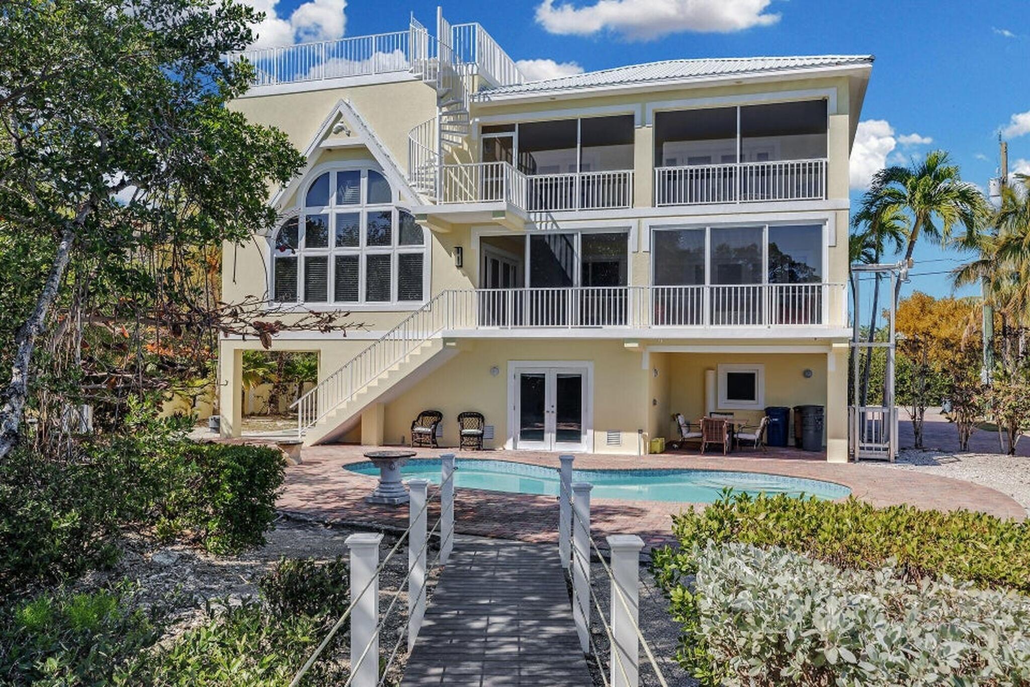Stirrup Key Blvd, Marathon, FL 33050