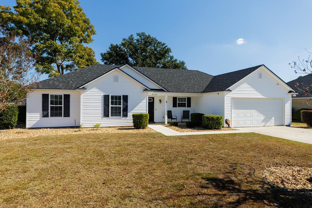Branch Point Dr, Valdosta, GA 31605