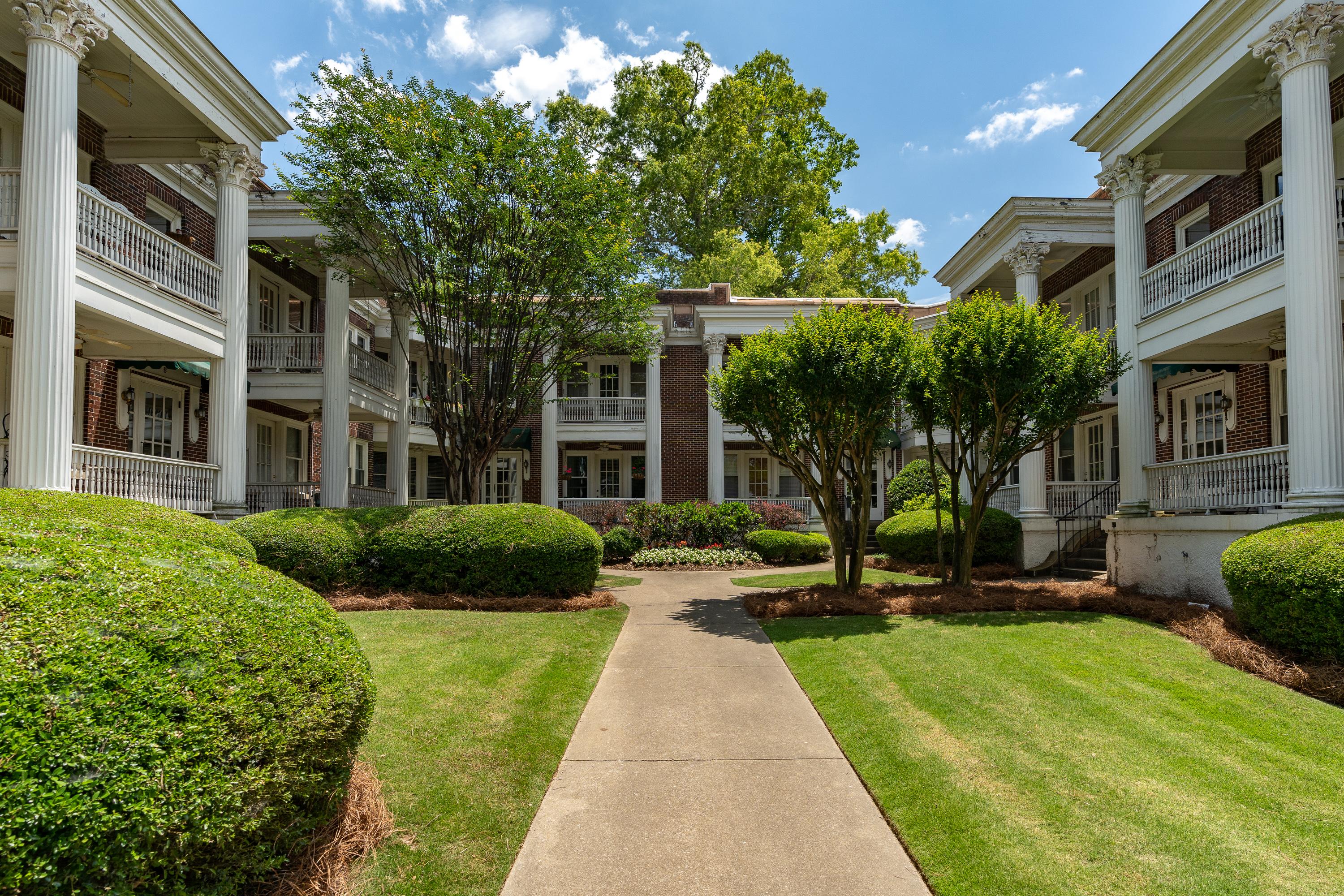 12th Ct S, Birmingham, AL 35222