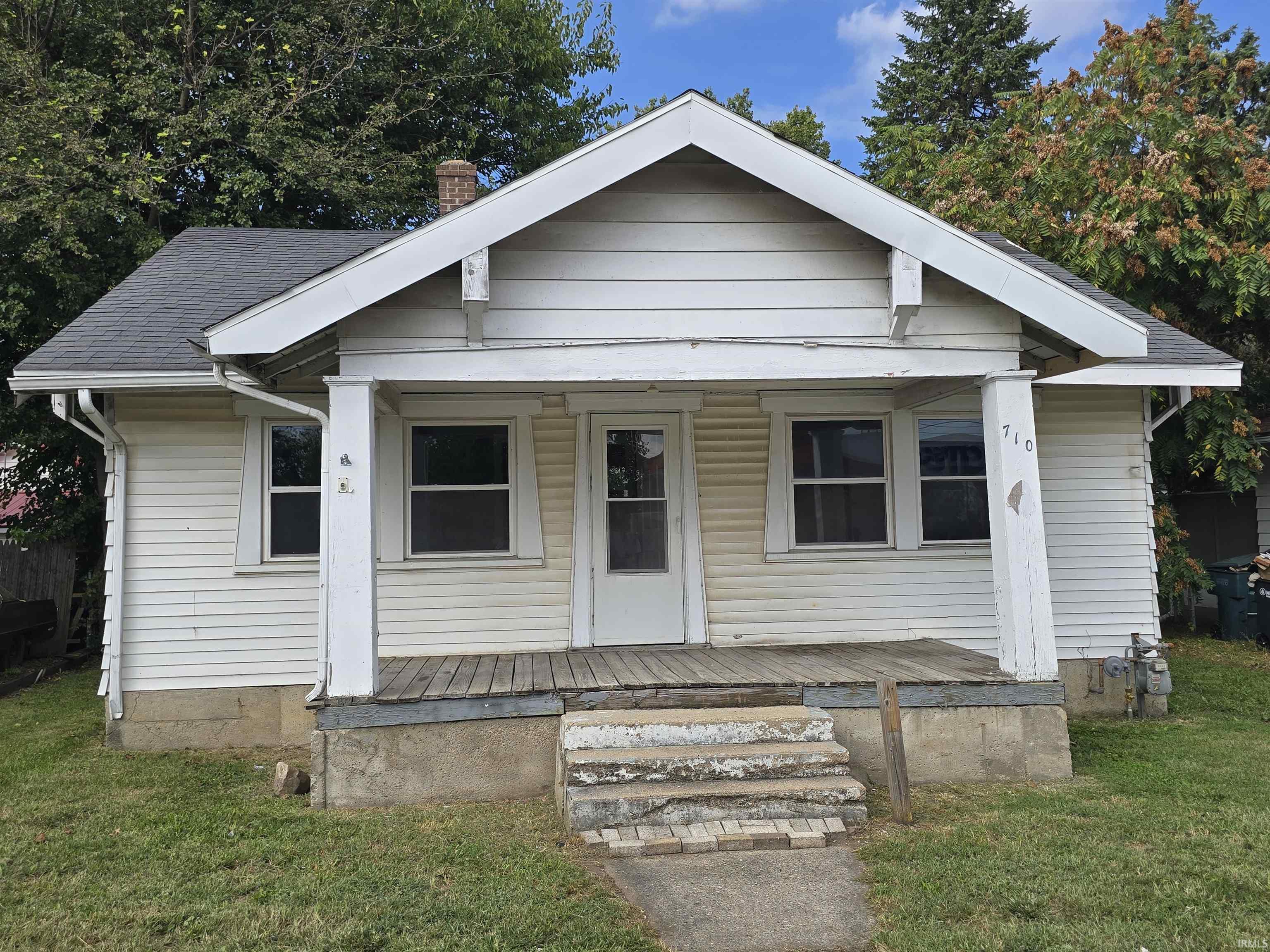 W Memorial Dr, Muncie, IN 47302