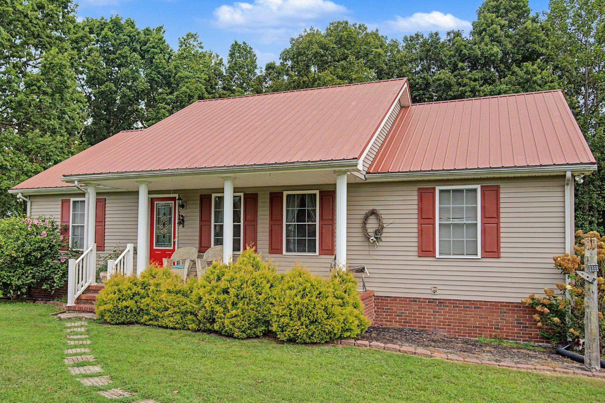 Galen Rd, Lafayette, TN 37083