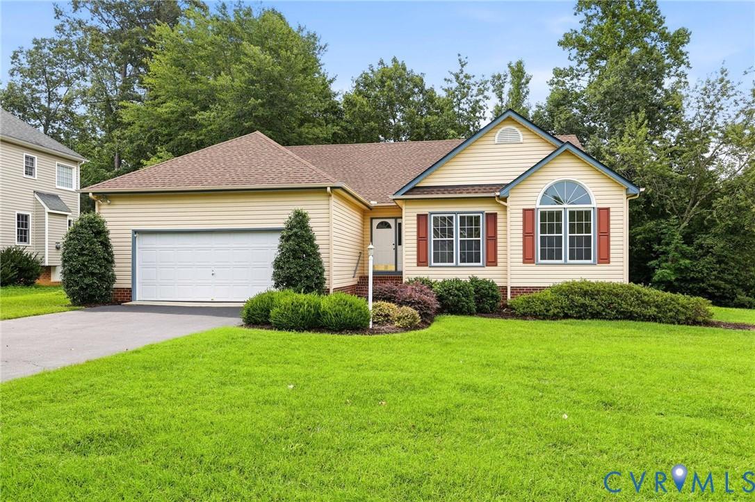 Hardwood Dr, Midlothian, VA 23114