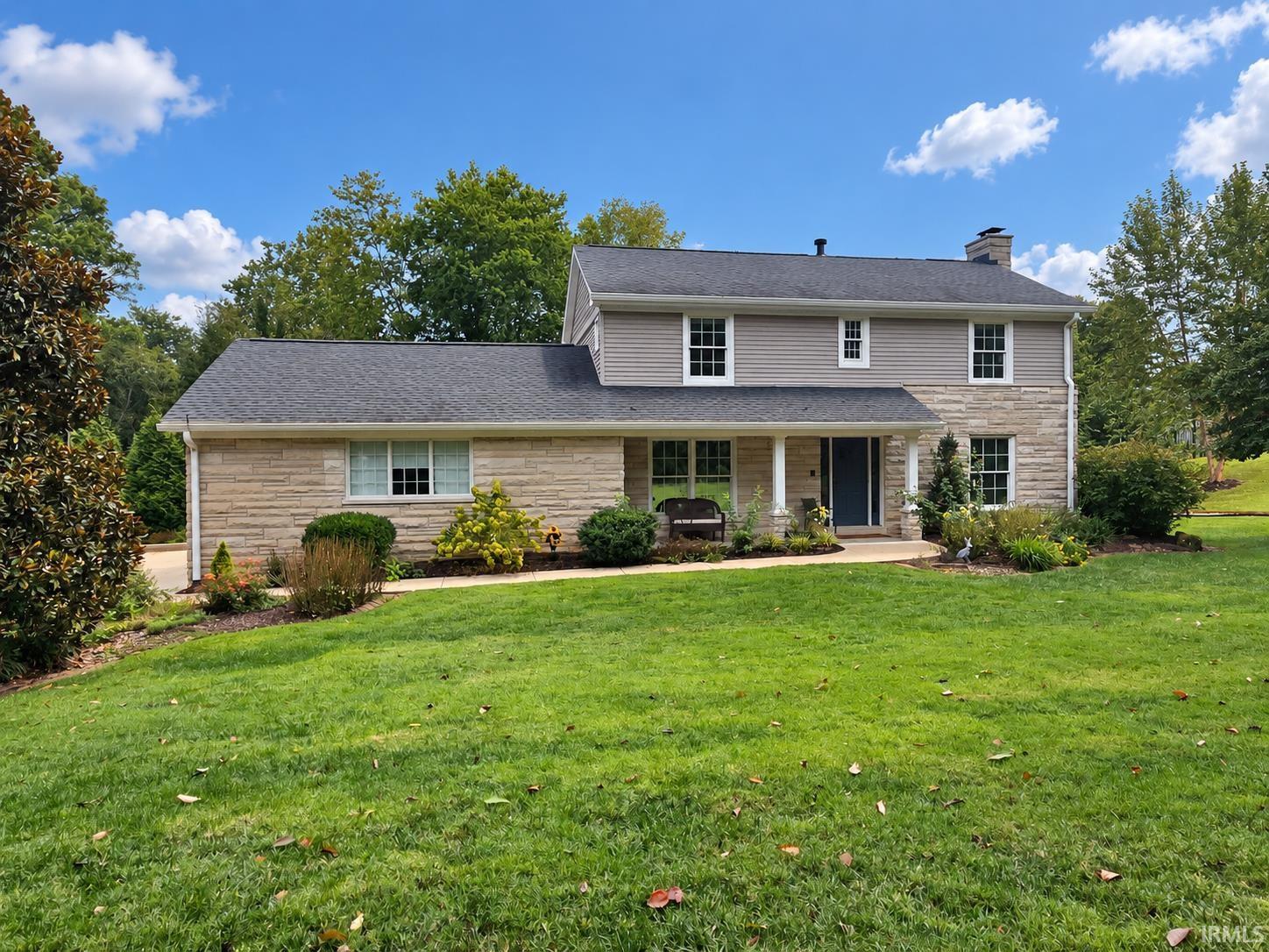 Jennings Ln, Evansville, IN 47720