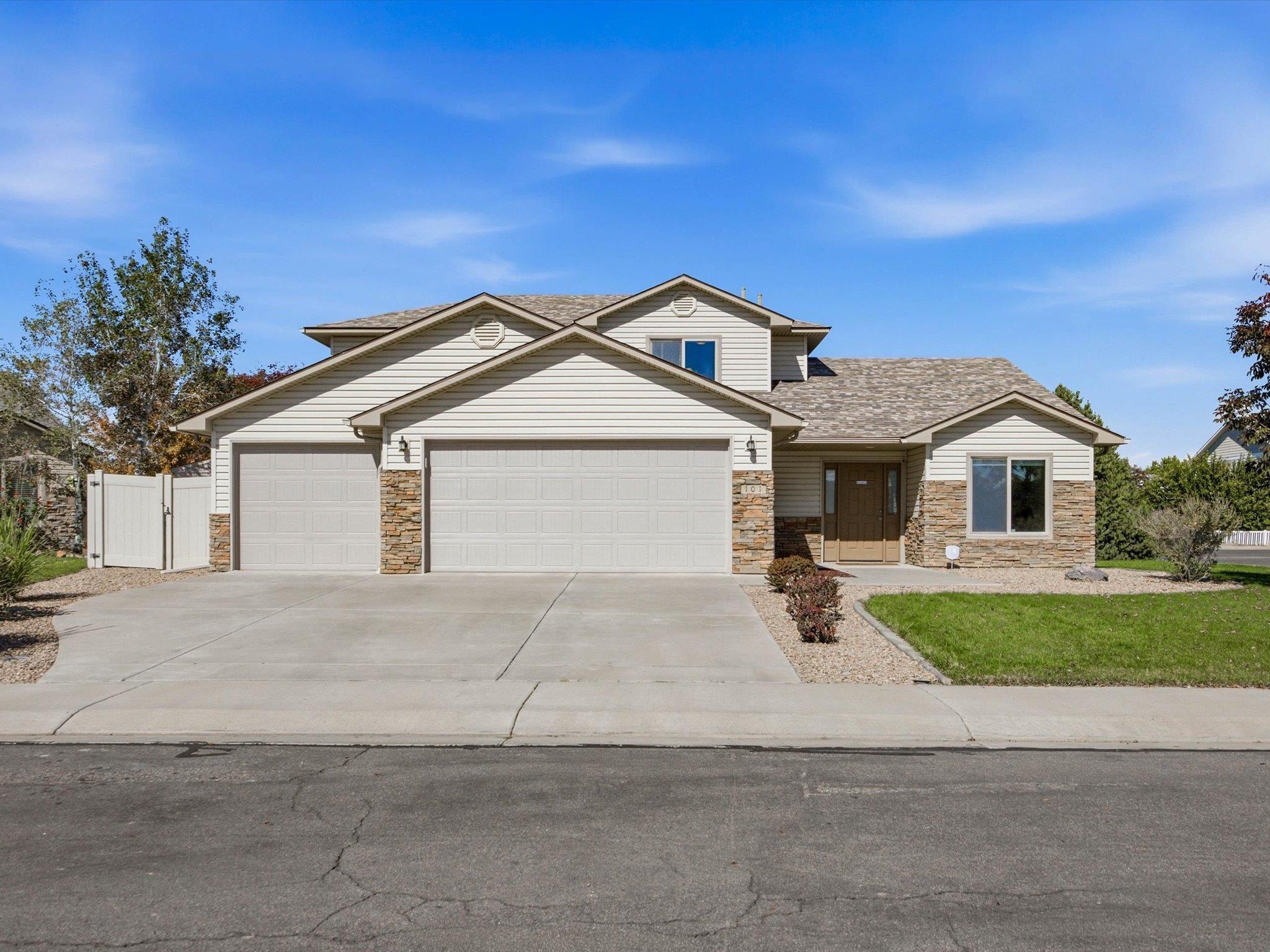 Altimont Ct, Fruita, CO 81521