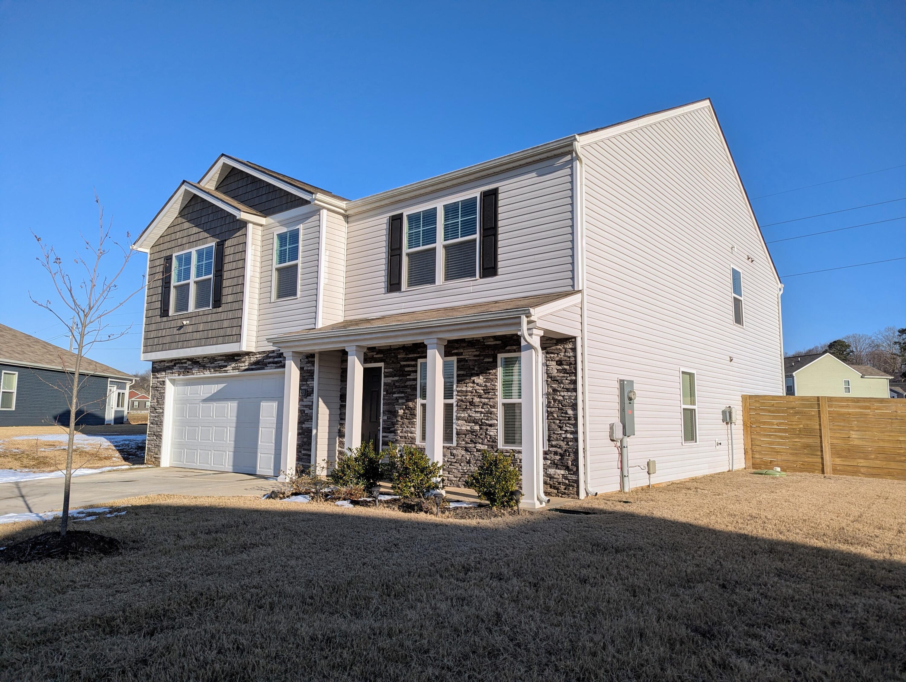 Westwood Cir, Athens, TN 37303
