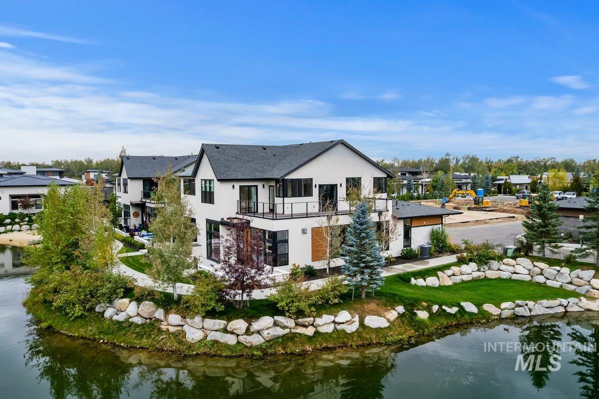 S Dorset Ln, Eagle, ID 83616