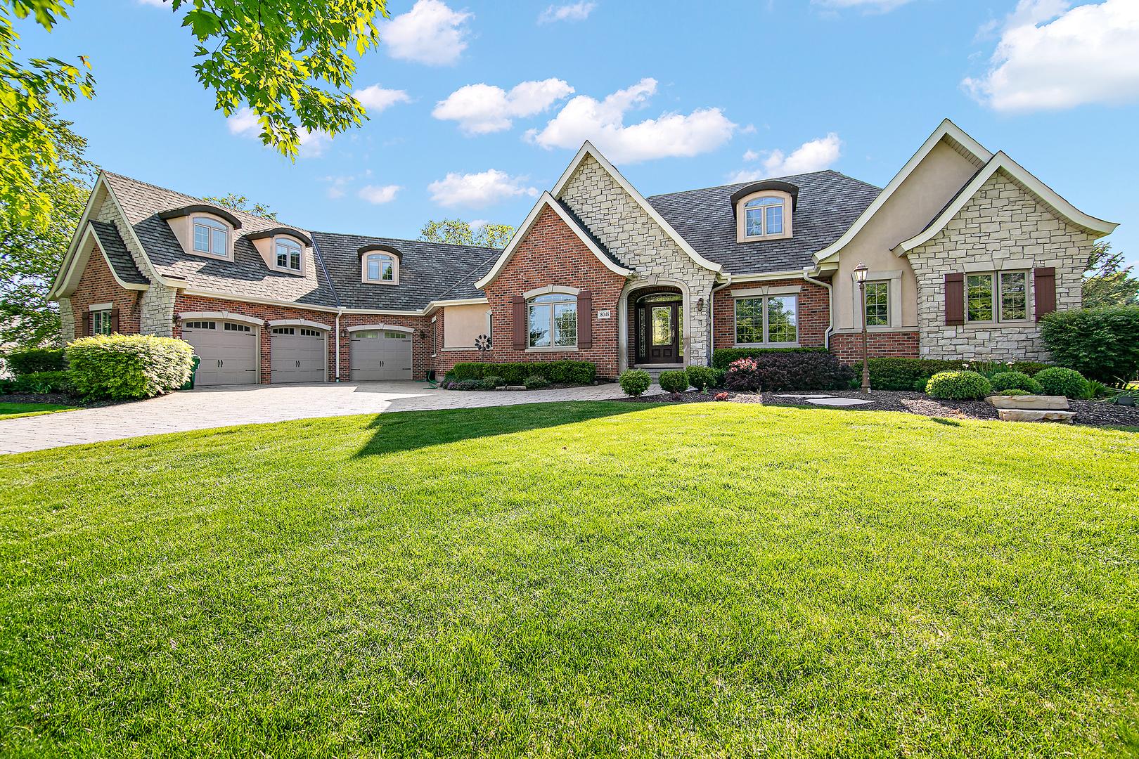 S Crystal Lake Dr, Mokena, IL 60448