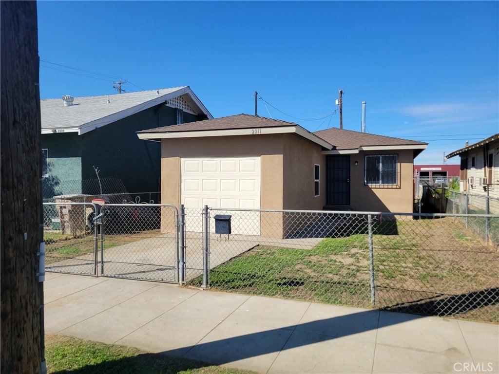 O St, Bakersfield, CA 93301