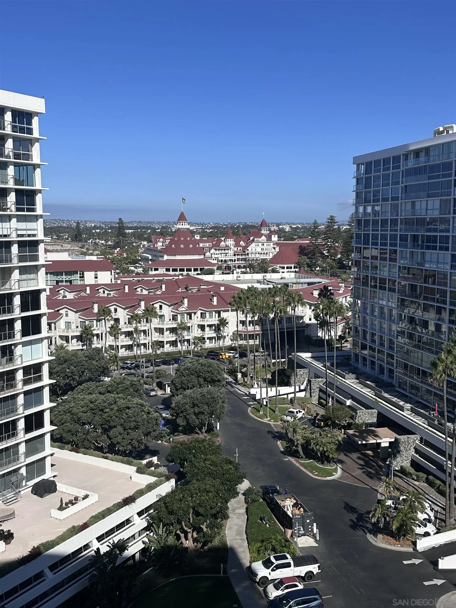 Avenida Del Mundo, Coronado, CA 92118