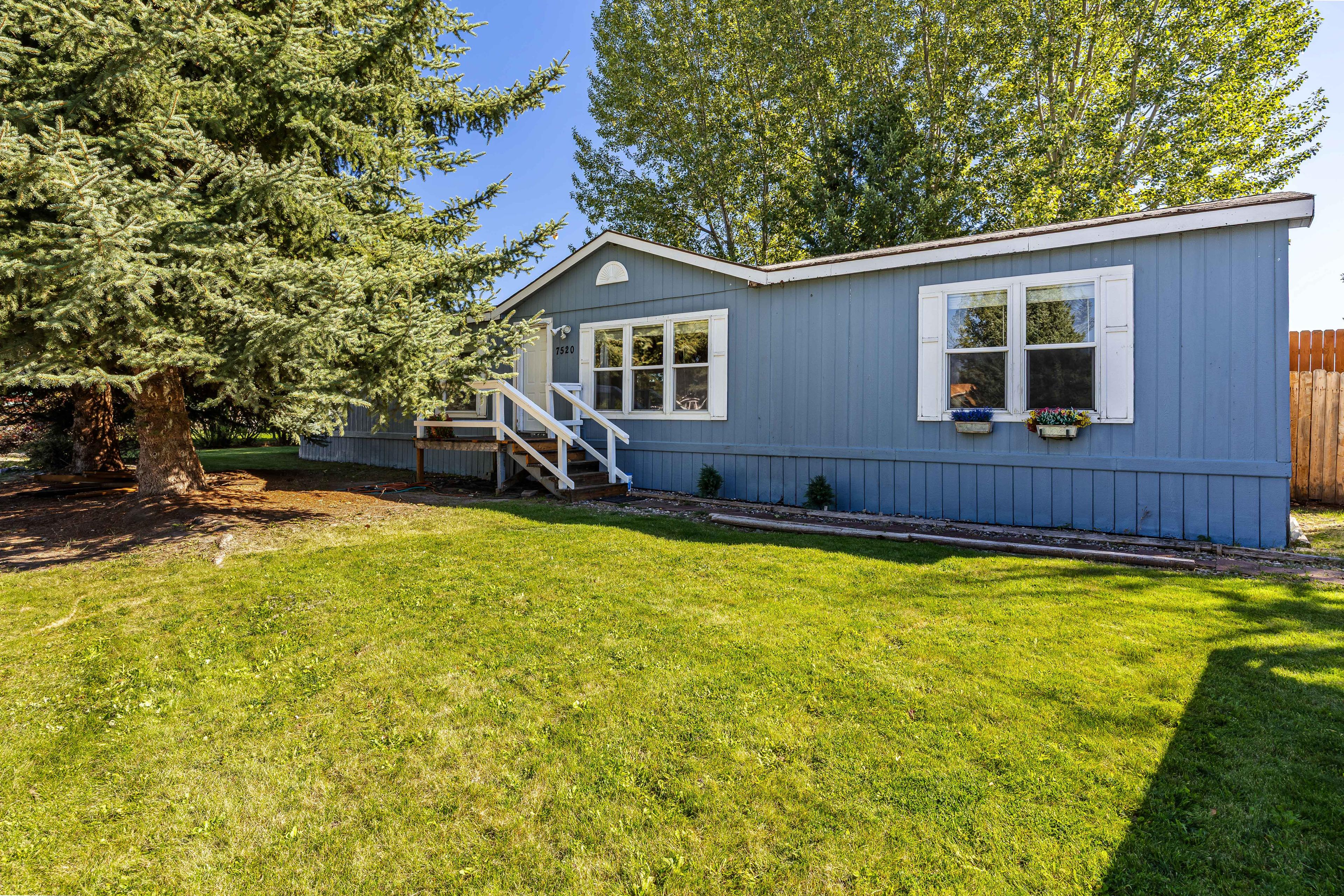 Gardenia Dr, Missoula, MT 59808