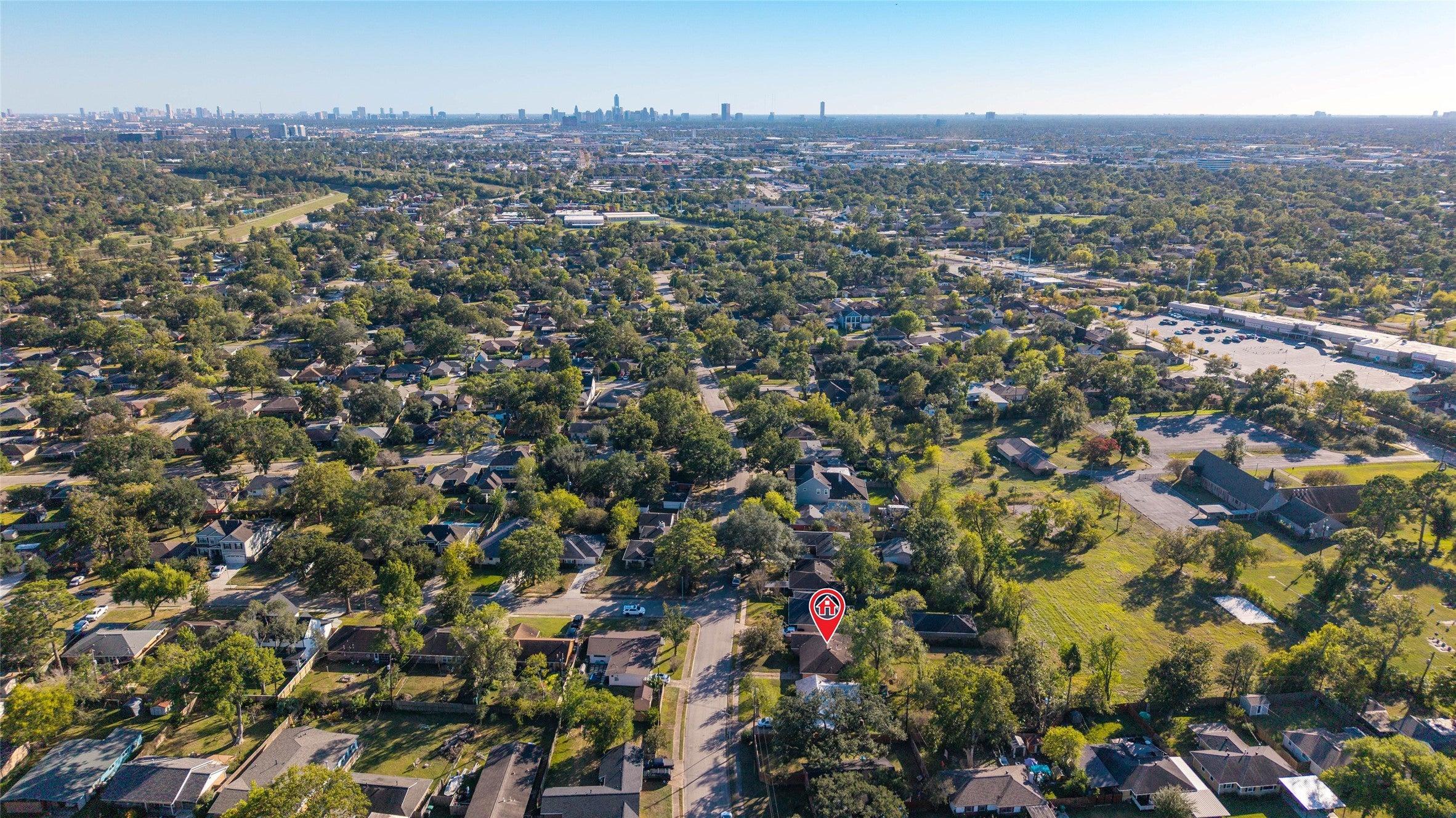 Sanborn Dr, Houston, TX 77092
