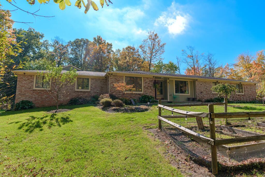 Ponder Pl Sw, Pataskala, OH 43062