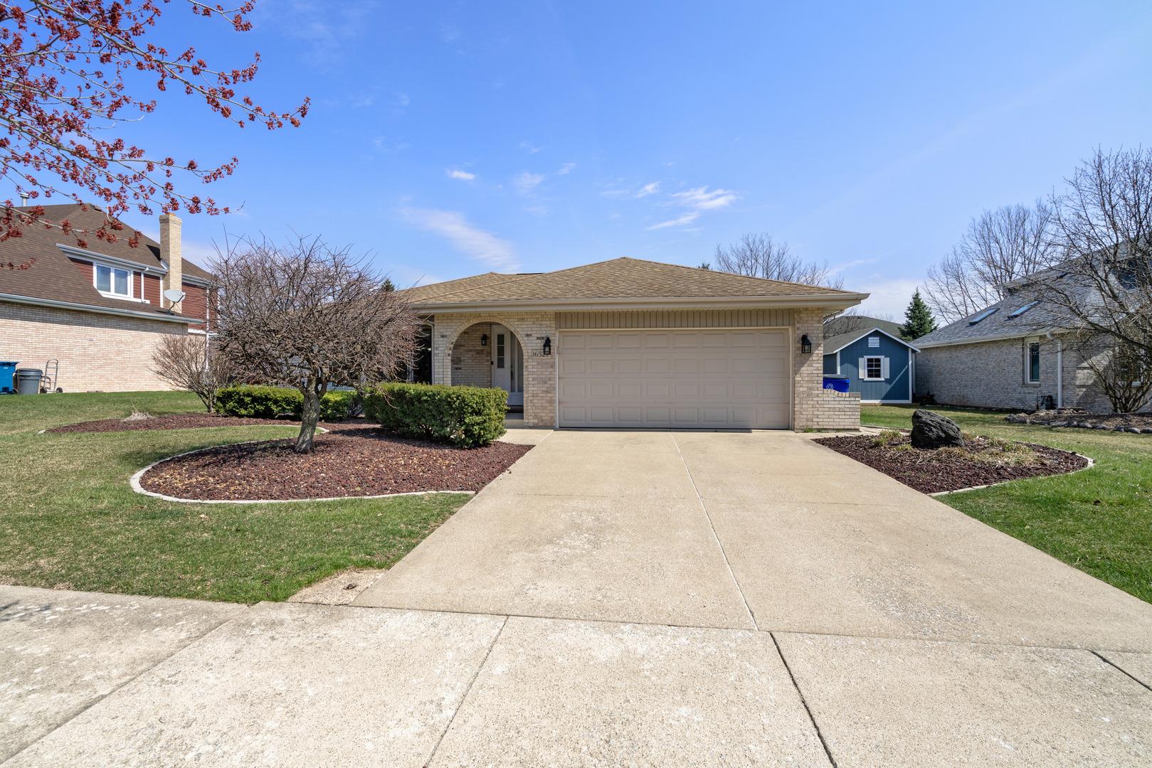 Orange Ave, Orland Park, IL 60467