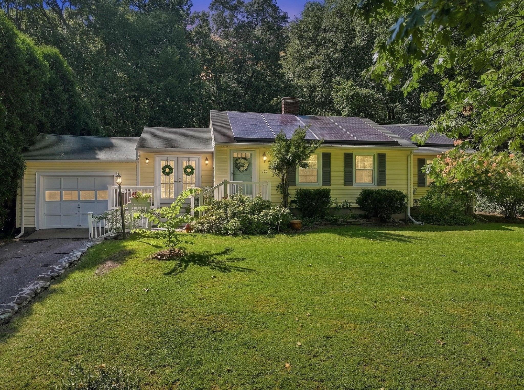 Brigham Hill Rd, North Grafton, MA 01536