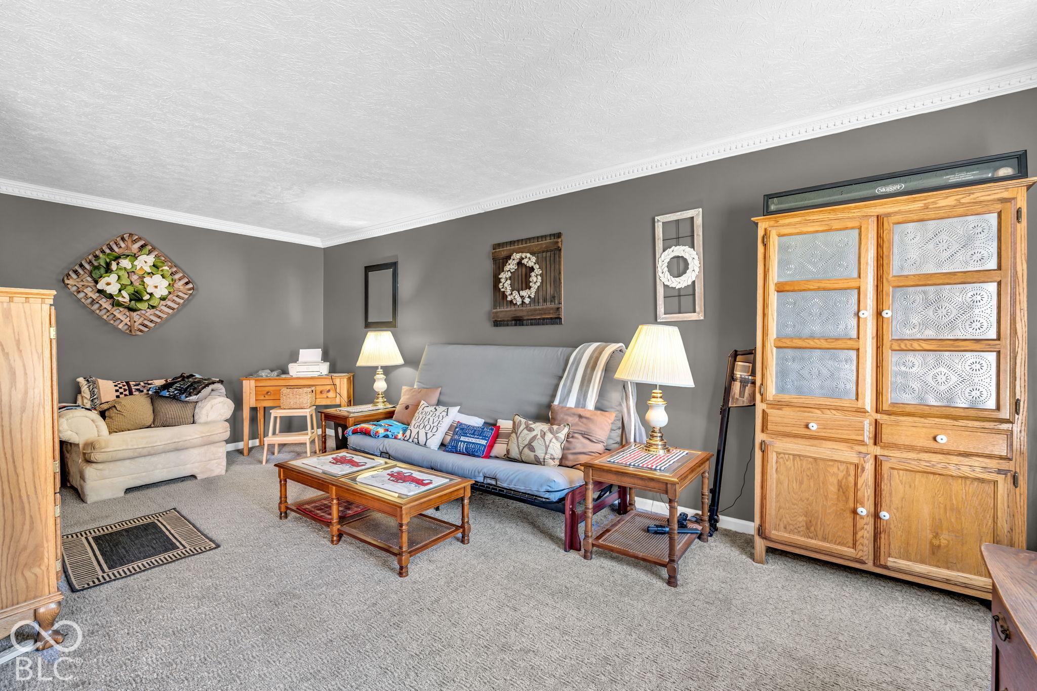 Middleham Cir, Beech Grove, IN 46107