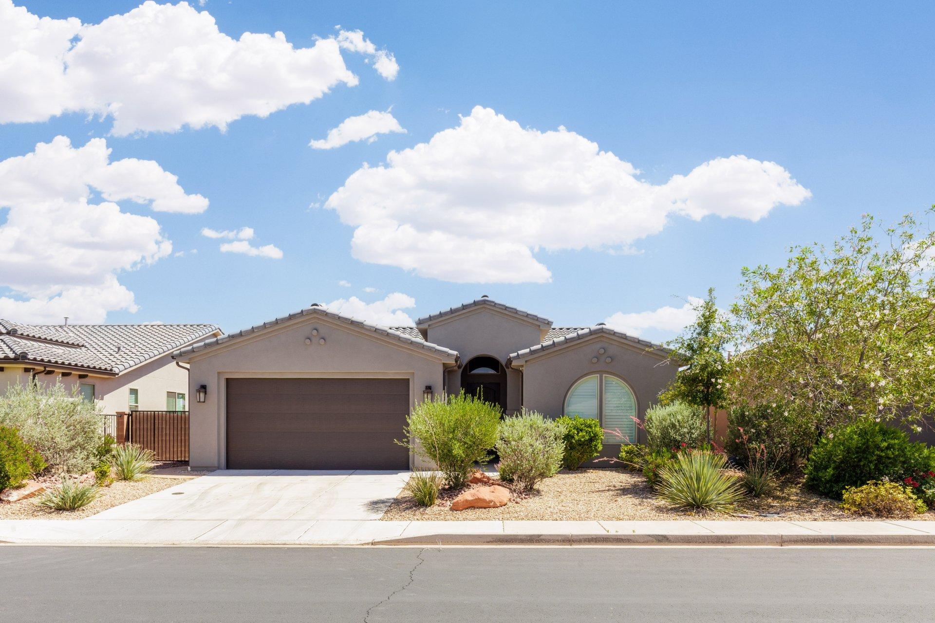 W Green Jade Dr, Washington, UT 84780